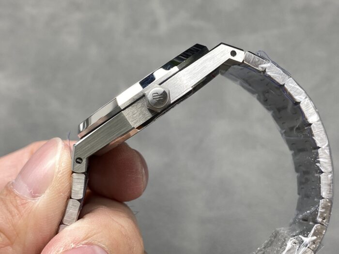 THB V2 Edition Audemars Piguet Royal Oak 15407 Skeleton – Custom Integrated Movement | 10.1mm Ultra-Thin Case - Image 7