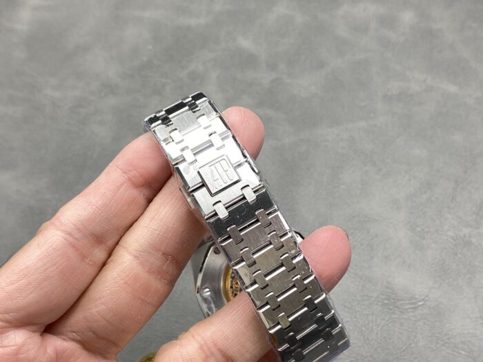 THB V2 Edition Audemars Piguet Royal Oak 15407 Skeleton – Custom Integrated Movement | 10.1mm Ultra-Thin Case - Image 9
