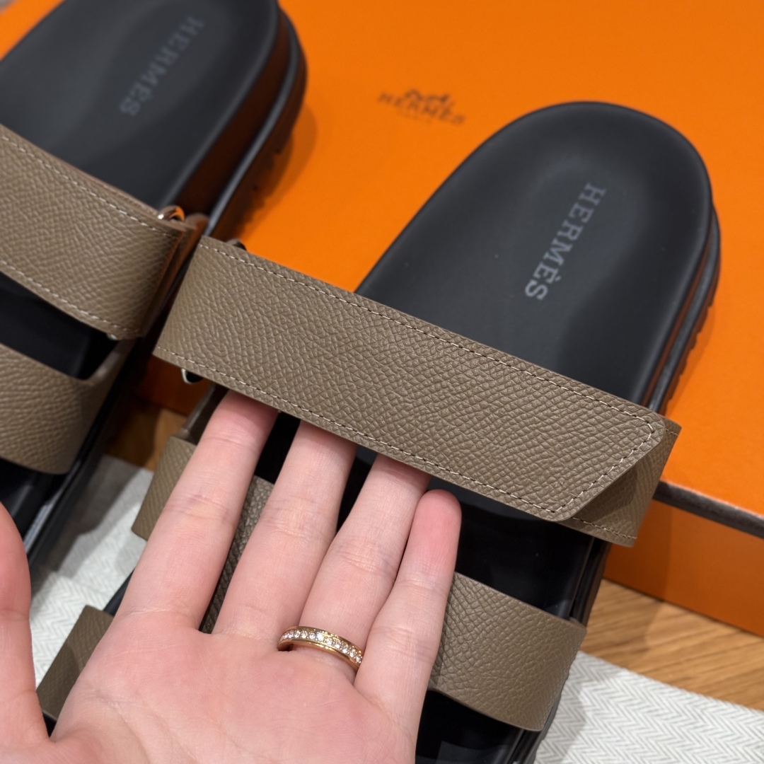 cmp_i1749360191392_5044_0_3 Chypre Women’s Sandals | Etoupe | Epsom Leather - Image 8