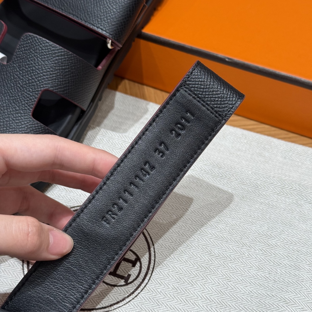 cmp_i1749360267383_1834_0_7 Chypre Women’s Sandals | Black | Epsom Leather - Image 6