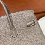Birkin 25 | CK18 Etoupe Togo Leather | Gold Hardware | 25×20×13cm - Image 10