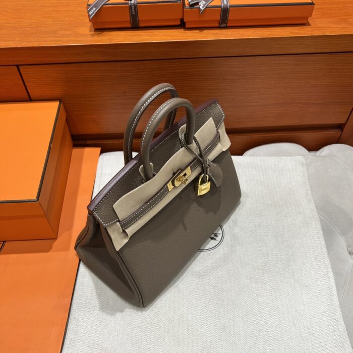Birkin 25 | CK18 Etoupe Togo Leather | Gold Hardware | 25×20×13cm - Image 16