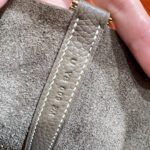 Picotin Lock 18 | Etoupe Clemence Leather | Gold Hardware | 18×13×18cm - Image 13