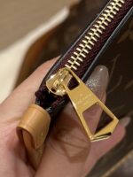 Carryall Medium Monogram Handbag | Classic Color | 30×15×39cm - Image 15