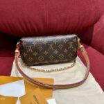WALLET ON CHAIN IVY Monogram Handbag | Classic Color | 12×4.3×23.5cm - Image 2