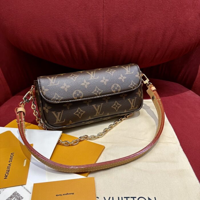 WALLET ON CHAIN IVY Monogram Handbag | Classic Color | 12×4.3×23.5cm - Image 14