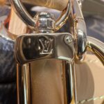 NANO NOÉ Monogram Handbag | Classic Color | 13×16×10cm - Image 9