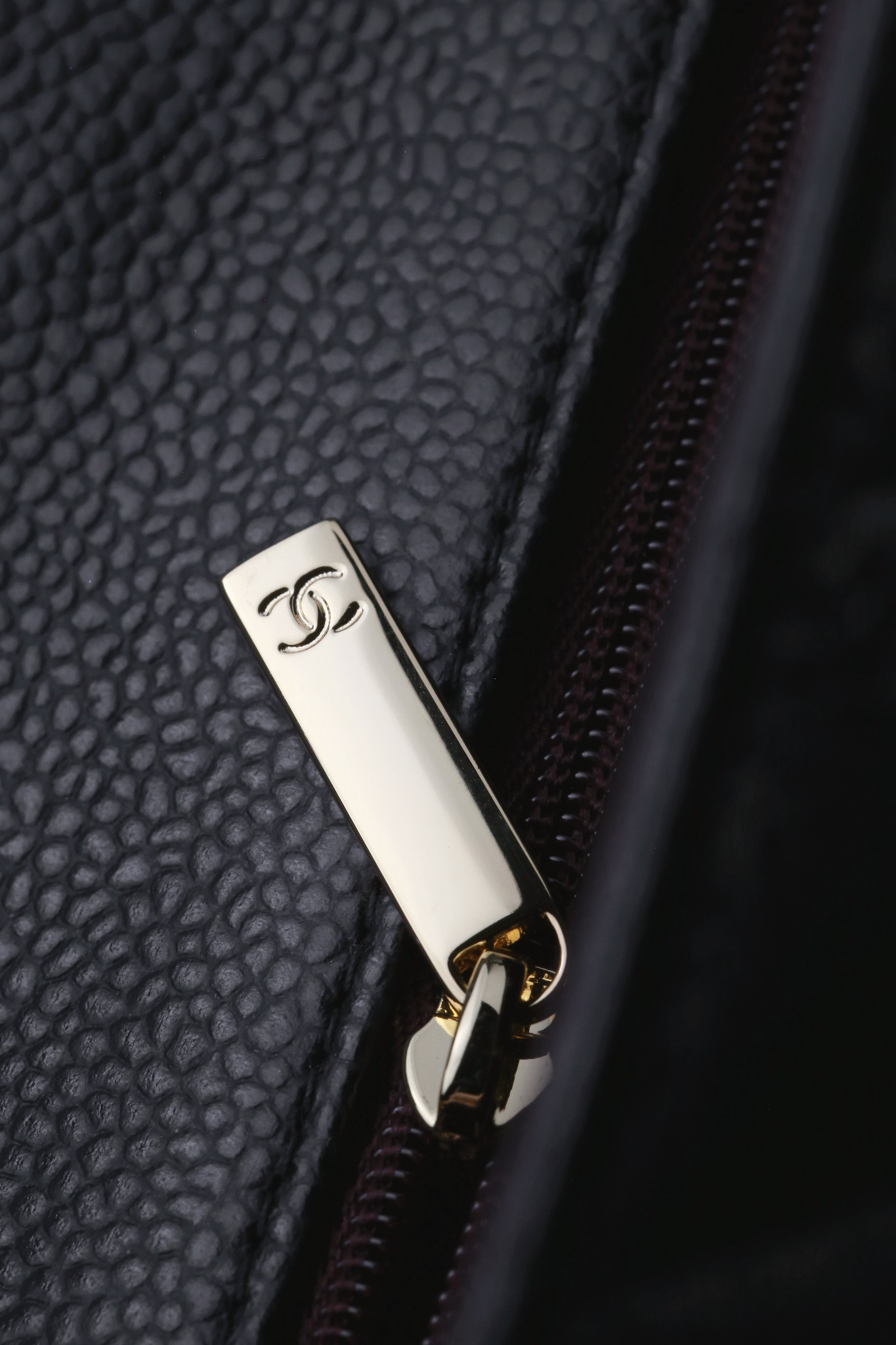 wsxc1752633246601_4 Classic MINI CF Black & Gold | Hass Caviar Calfskin Handbag | 12×20×6cm - Image 14