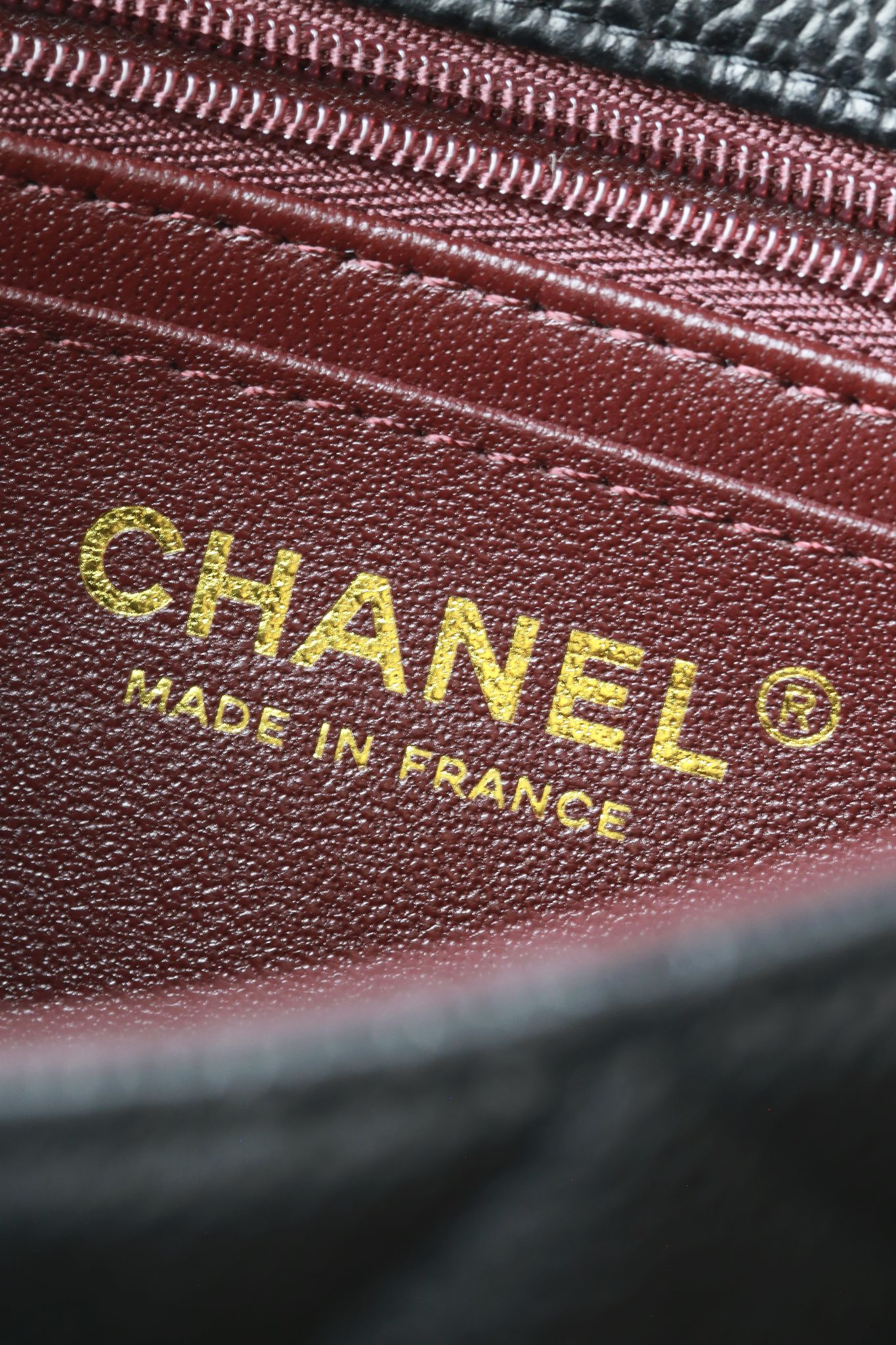 wsxc1752633246601_5 Classic MINI CF Black & Gold | Hass Caviar Calfskin Handbag | 12×20×6cm - Image 15