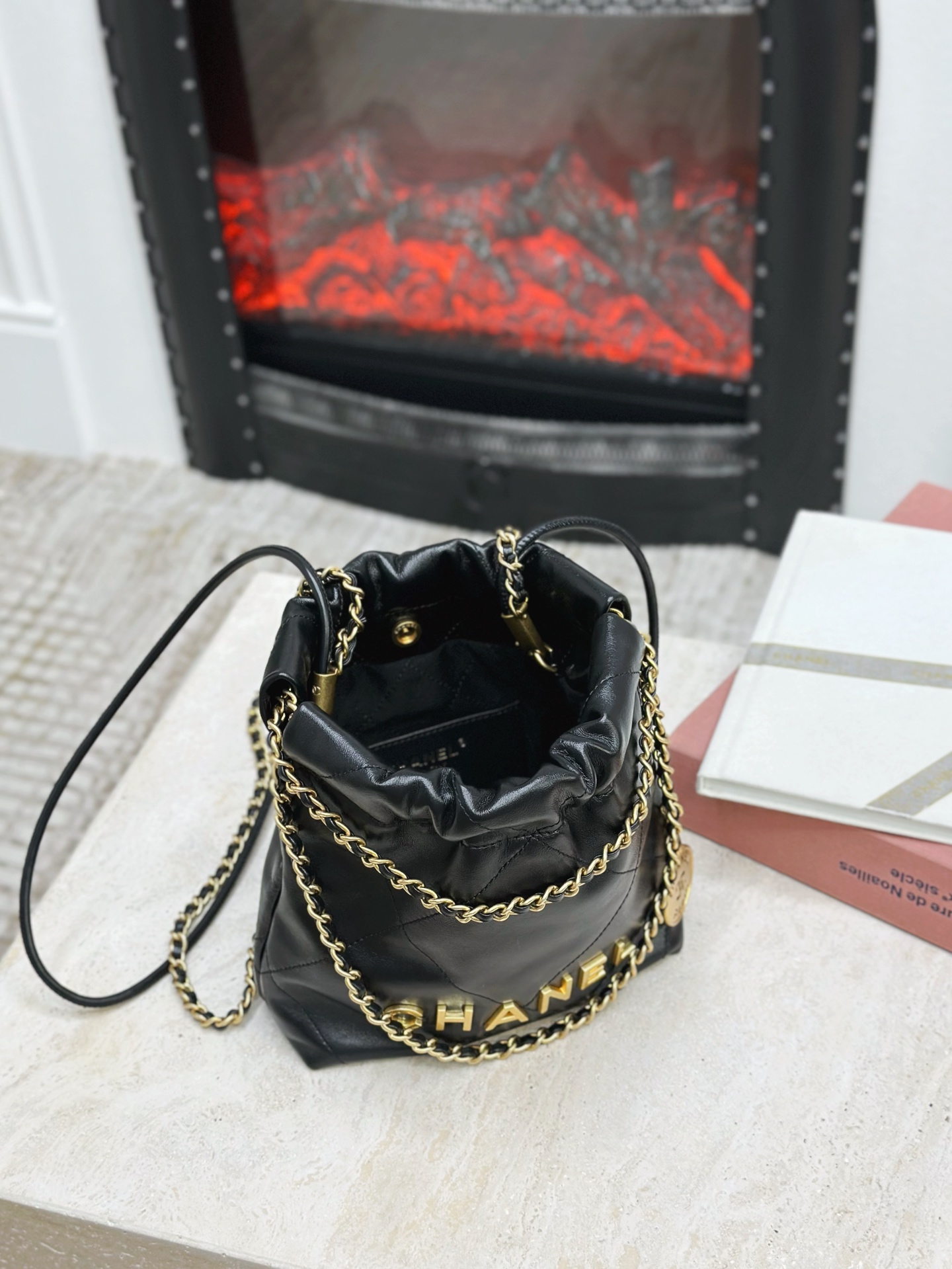 wsxc1752633552972_7 25A New Mini Black & Gold Luxury Calfskin Handbag | 20×19×6cm - Image 8