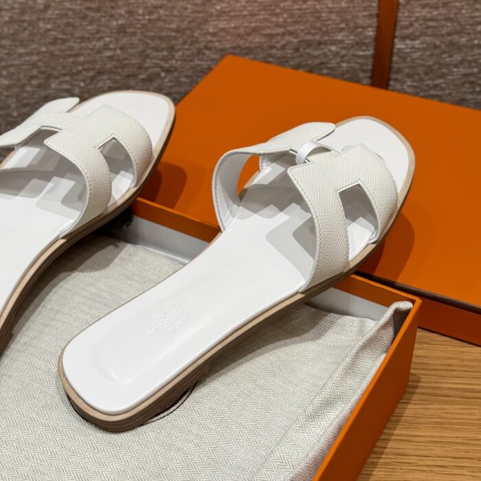 Oran Sandals | 01 Blanc | Epsom Leather Upper | Dermal Outsole | Size 35–41 - Image 5