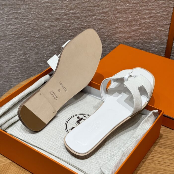 Oran Sandals | 01 Blanc | Epsom Leather Upper | Dermal Outsole | Size 35–41 - Image 6