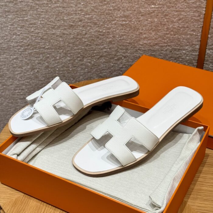 Oran Sandals | 01 Blanc | Epsom Leather Upper | Dermal Outsole | Size 35–41 - Image 8