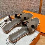 Oran Sandals for Women | Etoupe Grey | Epsom Leather - Image 5