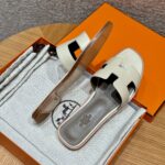 Oran Sandals for Women | Craie Off-White | Premium Lambskin - Image 2