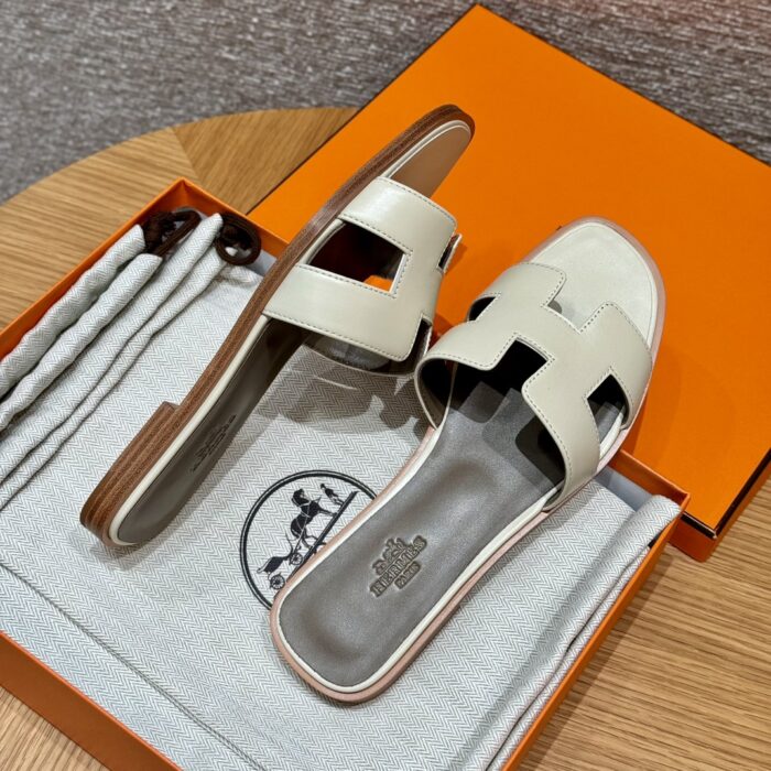 Oran Sandals for Women | Craie Off-White | Premium Lambskin - Image 3