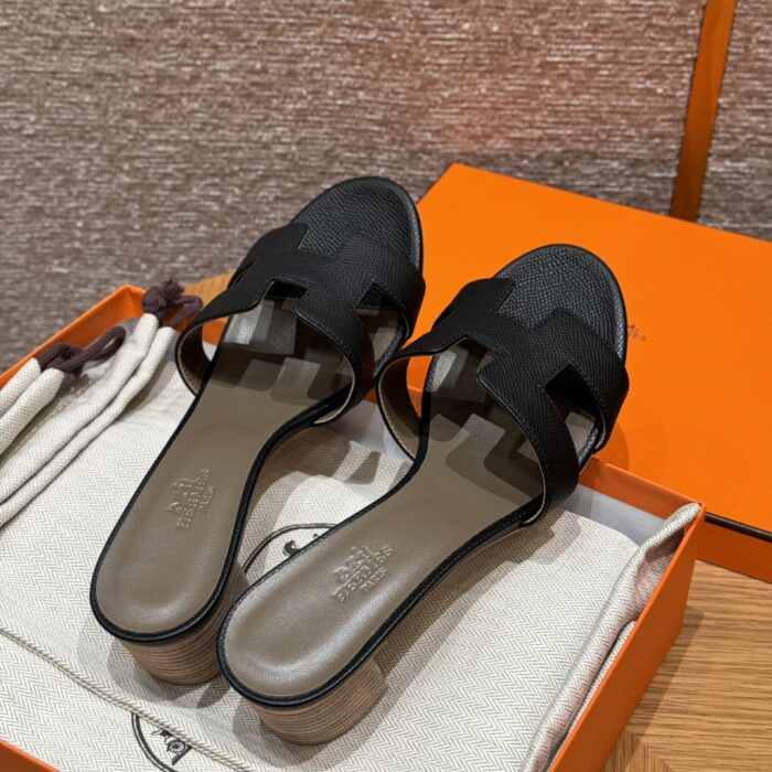 Oasis Sandals for Women | Classic Black | Epsom Leather - Image 3