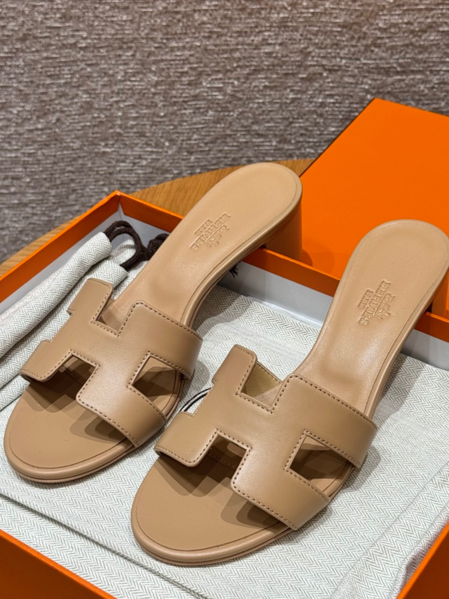 wsxc1753243787616_0(1) Oasis Women’s Sandals | Beige Albinos | Swift Leather - Image 1