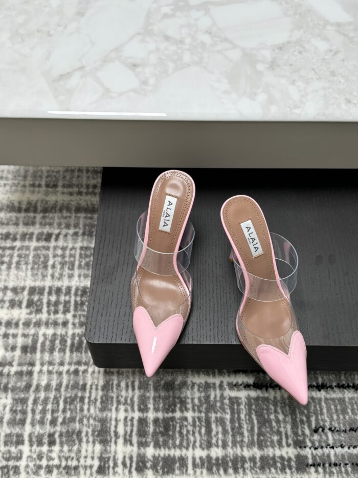 Pink Le Cœur Mules in Patent Calfskin – Romantic Elegance for Every Step - Image 3