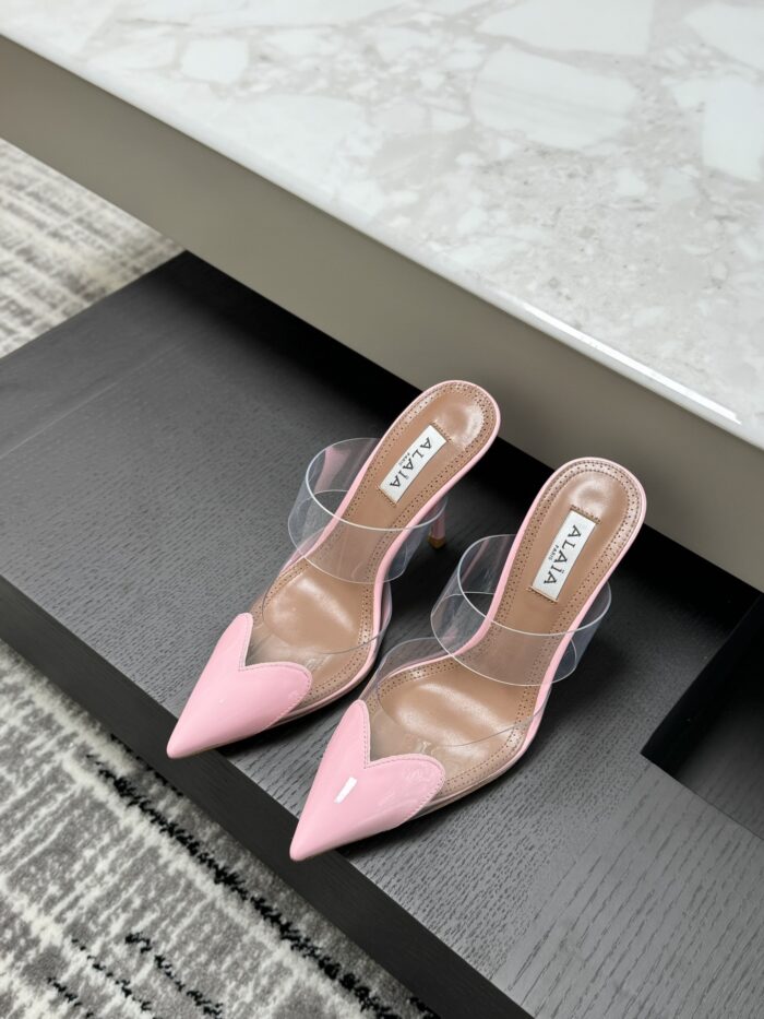 Pink Le Cœur Mules in Patent Calfskin – Romantic Elegance for Every Step - Image 4