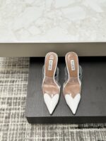 White Le Cœur Mules in Patent Calfskin – Timeless Elegance with a Modern Twist - Image 2
