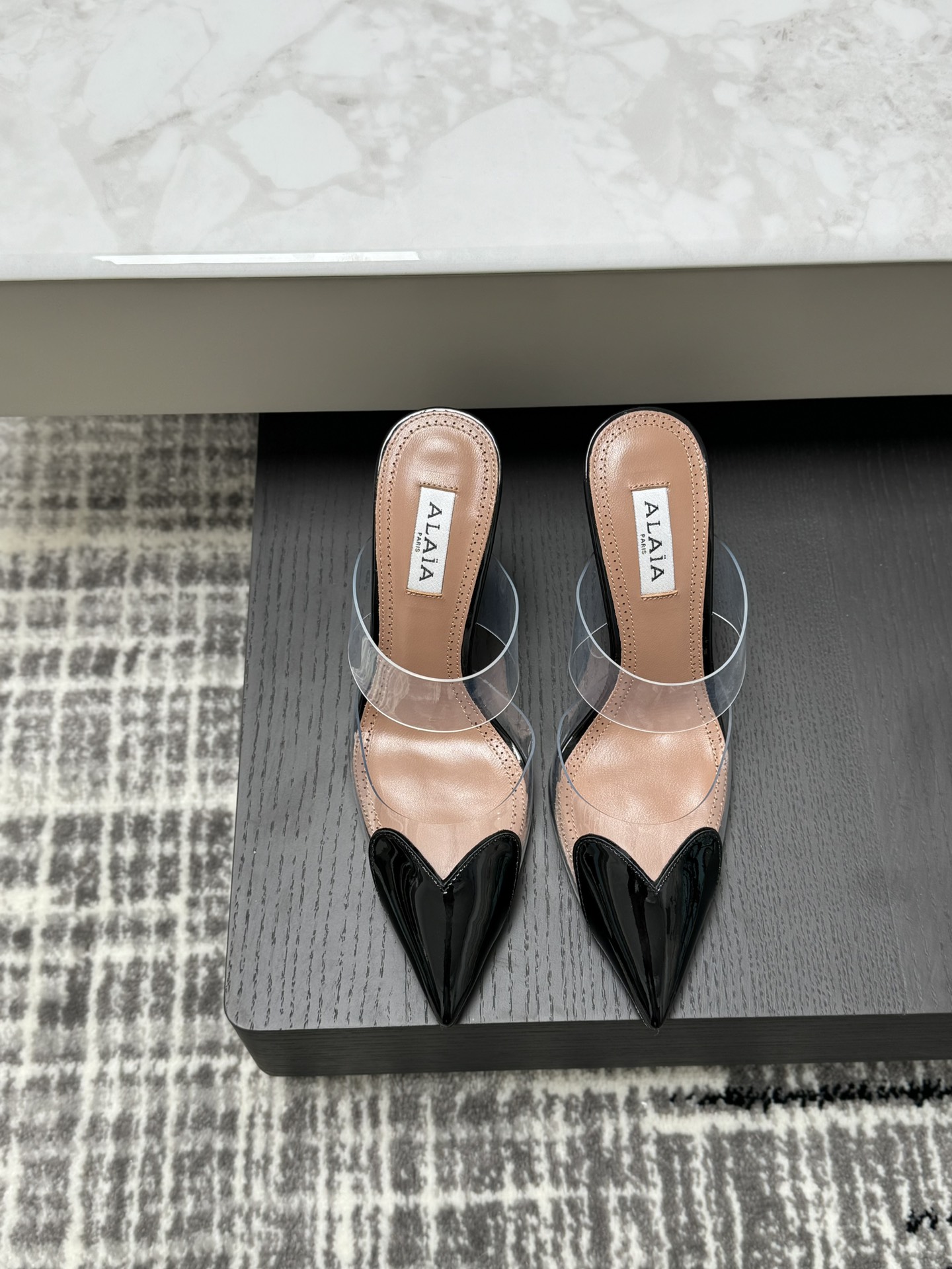 wsxc1753248755093_0 Black Le Cœur Mules in Patent Calfskin – Iconic Elegance for Modern Women - Image 2