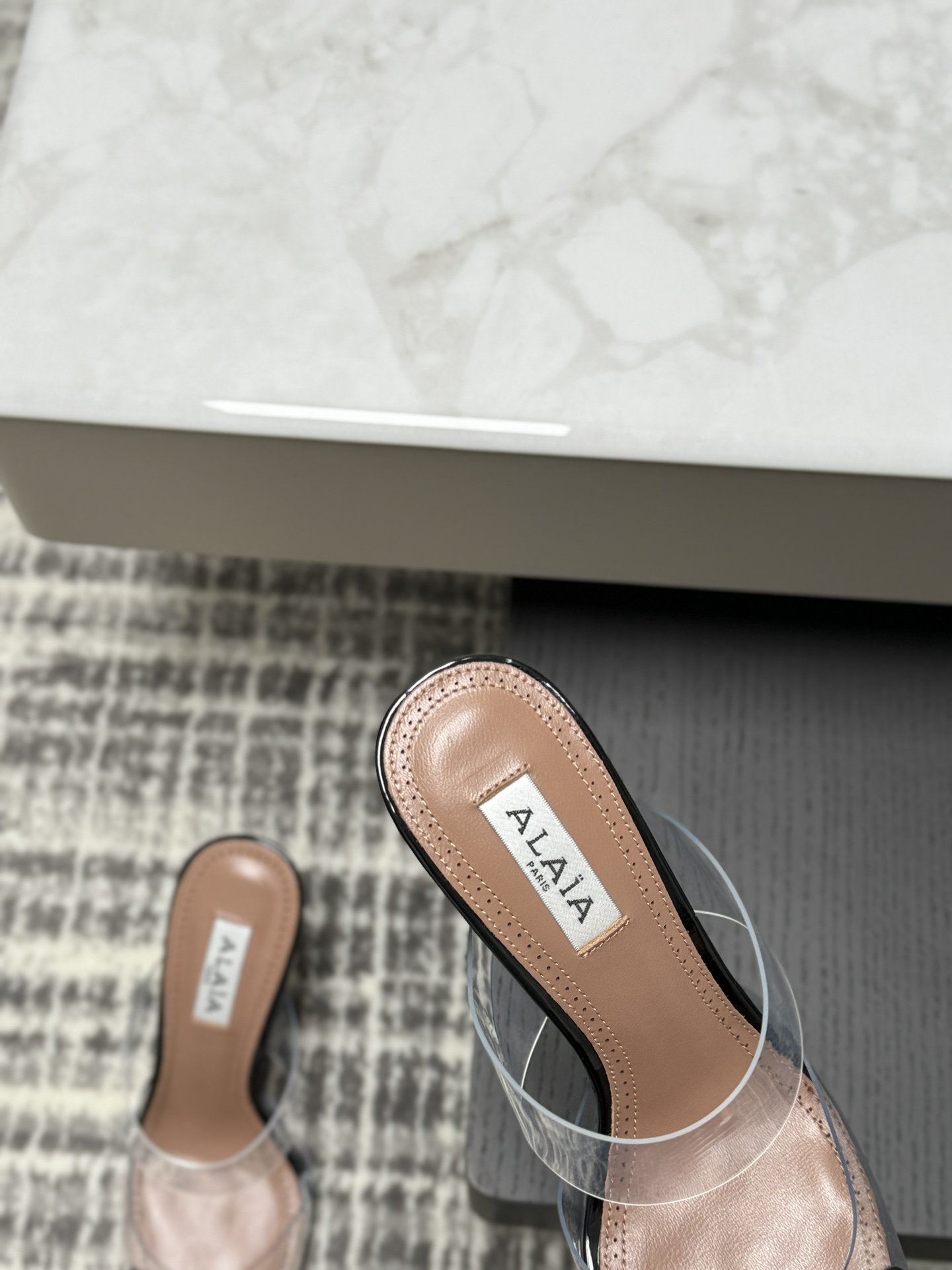 wsxc1753248755488_8 Black Le Cœur Mules in Patent Calfskin – Iconic Elegance for Modern Women - Image 9