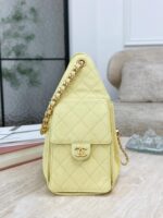 CHANEL 25 Small Bag | Yellowish | Granular Embossed Calfskin & Gold-Toned Metal - Image 4