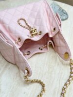 CHANEL 25 Small Bag | Pale Pink | Granular Embossed Calfskin & Gold-Toned Metal - Image 7