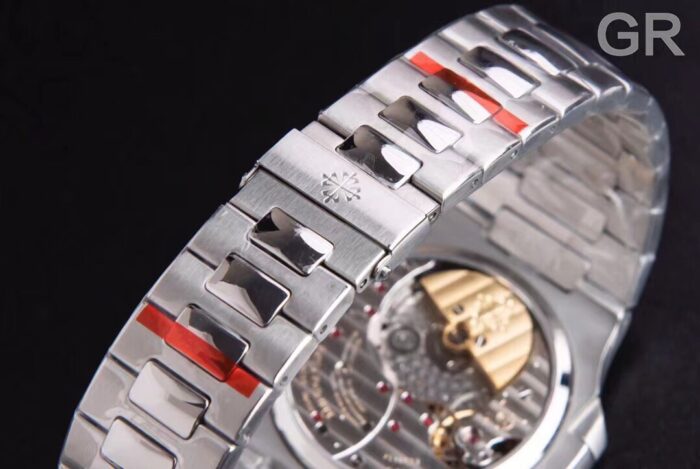 Patek Philippe Nautilus 5712GR “Steel King” | GR Factory V3 | Ultra-Thin 9.5mm | Cal.240 PS IRM C LU Movement - Image 8
