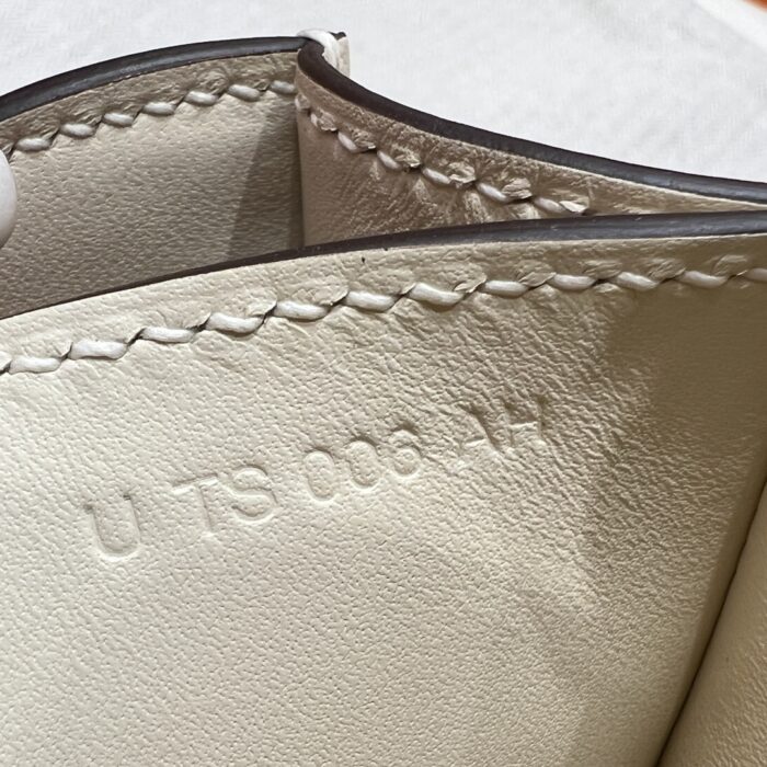 Constance i2 Bag – Nata with Rose Gold Hardware, 19×15×4 cm, Epsom Leather from France - Image 7