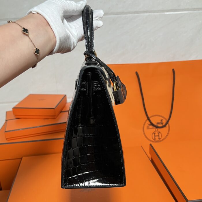 Kelly 25 Bag – Noir with Gold Hardware, 25×20×13 cm, Matte Alligator Leather from France - Image 7