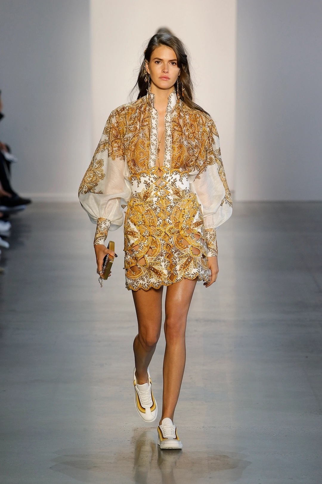 wsxc1754573816547_0 ZimmenM Baroque-Inspired Luxury Resort Set – Embroidered Blouse & Fitted Skirt - Image 14