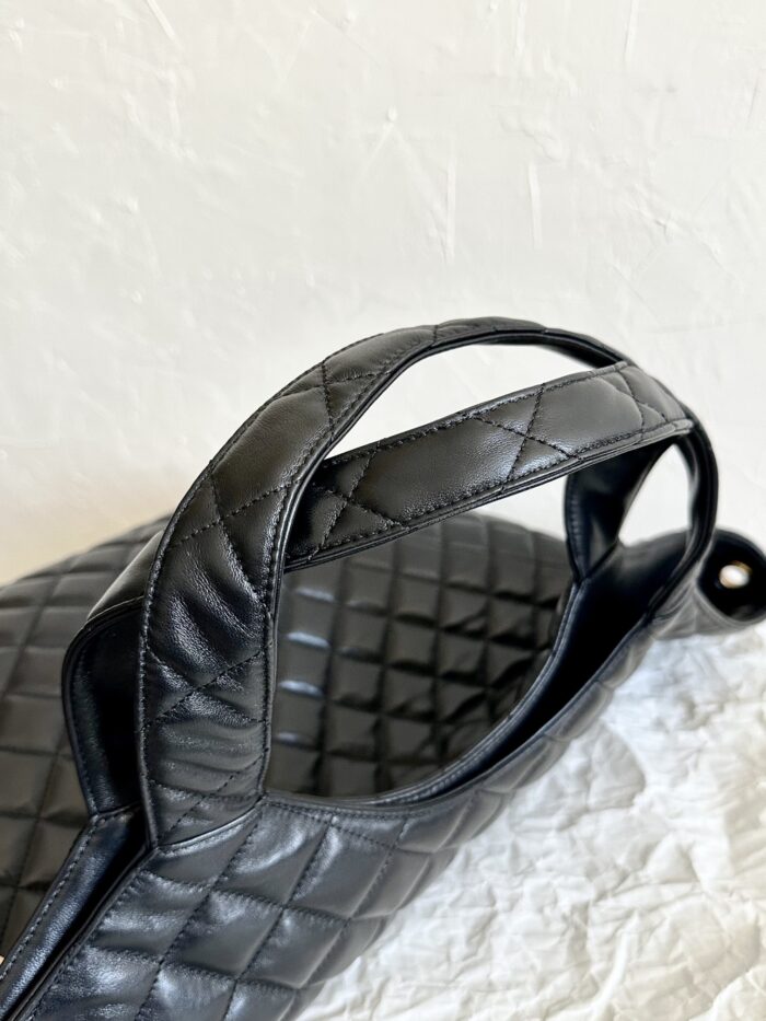 Oversized Nappa Leather Quilted Tote with Le Cassandre Accent – Antique Bronze Hardware - Image 4