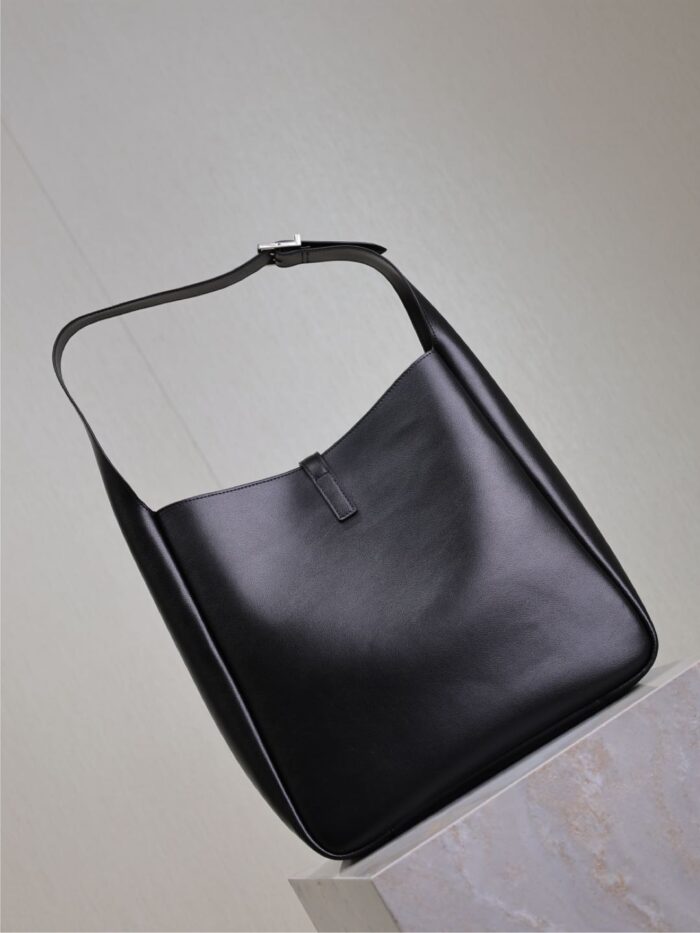 Large LE 5 À 7 Soft Leather Bag – Black with Silver Hardware, Cassandre Closure - Image 8