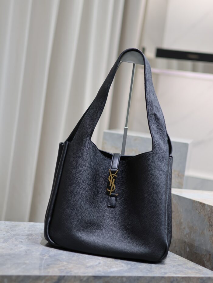 BEA Horizontal Tote Bag – Black with Aged Brass Hardware, Cassandre Closure - Image 4
