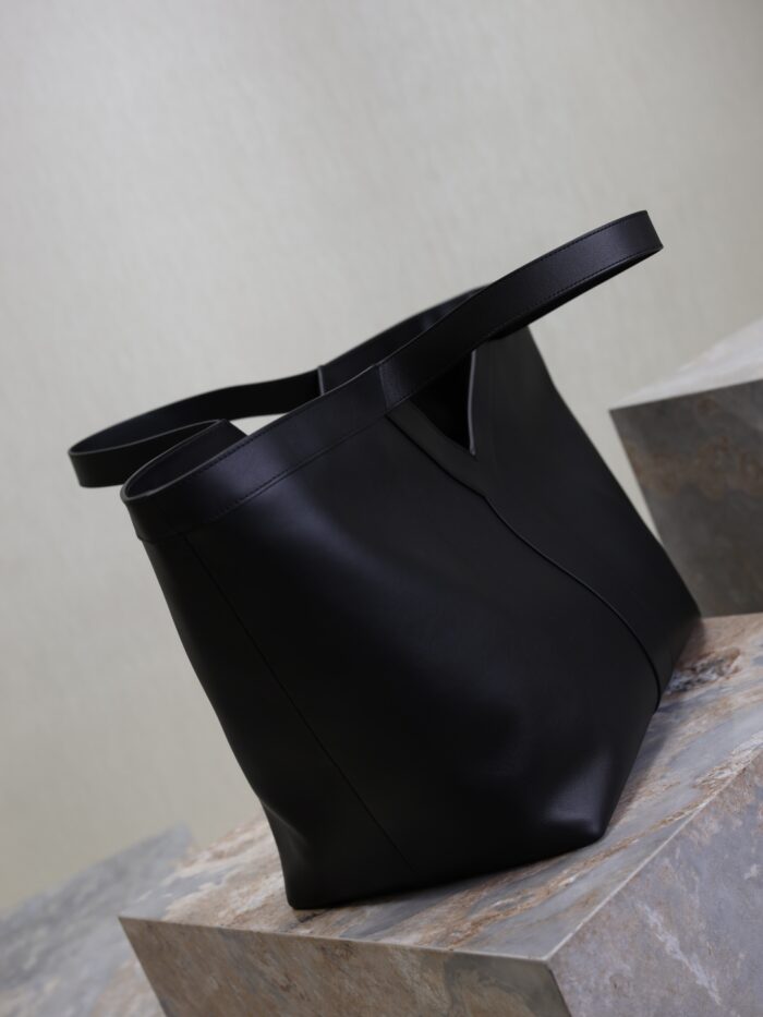 Luxury Y Initial Tote Bag – Black, Finely Grained Calf Leather with Suede Lining - Image 7