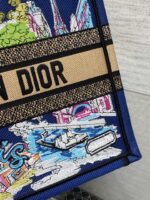 Summer Souvenir Capsule Tote Bag – Limited Edition Embroidered City Motif, Large Capacity - Image 3