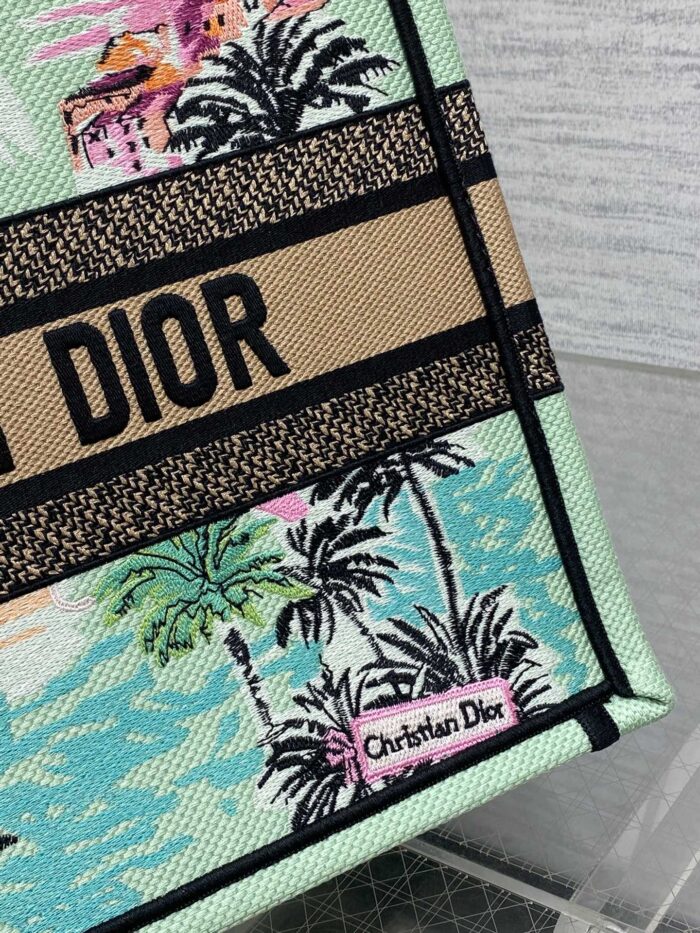 Summer Souvenir Capsule Tote Bag – Limited Edition Embroidered City Motif, Large Capacity - Image 3