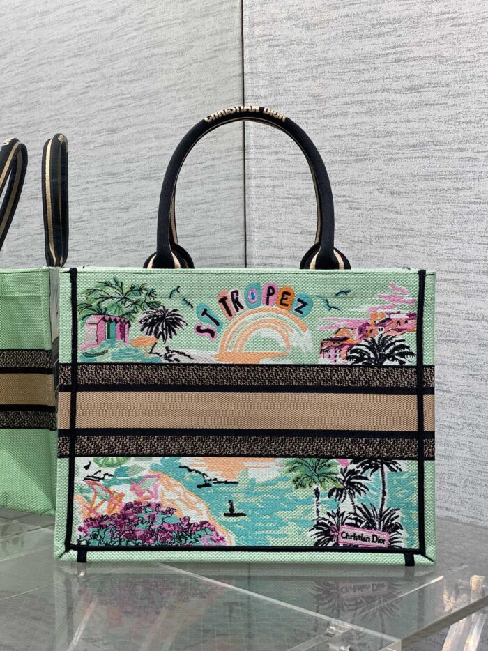 Summer Souvenir Capsule Tote Bag – Limited Edition Embroidered City Motif, Large Capacity - Image 4