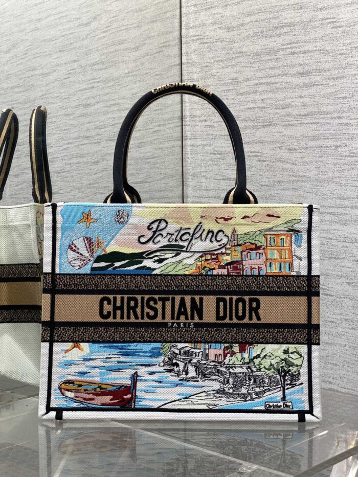 Summer Souvenir Capsule Tote Bag – Limited Edition Embroidered City Motif, Large Capacity - Image 1