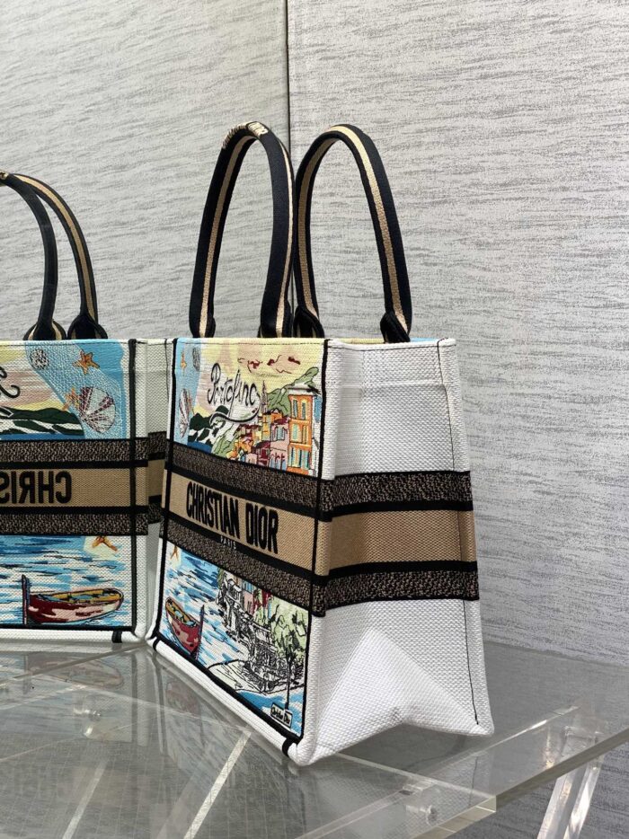 Summer Souvenir Capsule Tote Bag – Limited Edition Embroidered City Motif, Large Capacity - Image 6