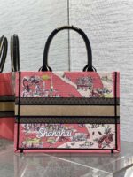 Summer Souvenir Capsule Tote Bag – Limited Edition Embroidered City Motif, Large Capacity - Image 4