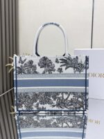 Medium Book Tote Bag – Bayadere & D-Stripes Embroidery, Palm Blue Edition (36cm) - Image 5