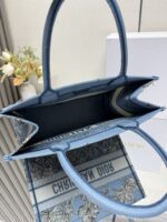 Medium Book Tote Bag – Bayadere & D-Stripes Embroidery, Palm Blue Edition (36cm) - Image 9