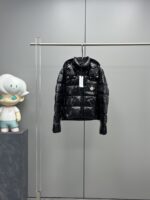 Moncler Andro Women’s Short Down Jacket with Detachable Hood – Cream White, Sakura Pink, Macaron Blue, Black | Sizes 0–3 - Image 8